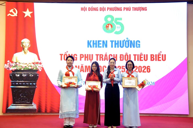 Phường Phú Thượng tổ chức kỷ niệm 85 năm Ngày thành lập Đội TNTP Hồ Chí Minh và tổng kết công tác Đội năm học 2025 – 2026- Ảnh 16.