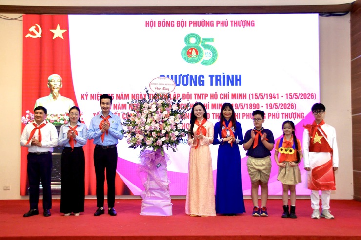 Phường Phú Thượng tổ chức kỷ niệm 85 năm Ngày thành lập Đội TNTP Hồ Chí Minh và tổng kết công tác Đội năm học 2025 – 2026- Ảnh 7.