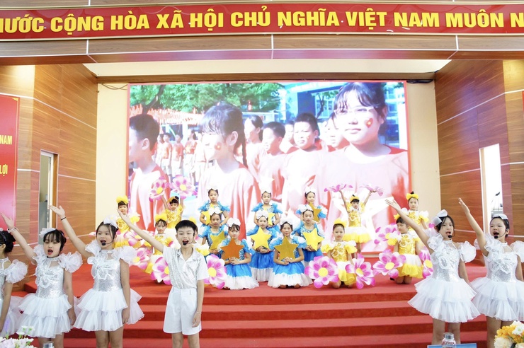 Phường Phú Thượng tổ chức kỷ niệm 85 năm Ngày thành lập Đội TNTP Hồ Chí Minh và tổng kết công tác Đội năm học 2025 – 2026- Ảnh 3.