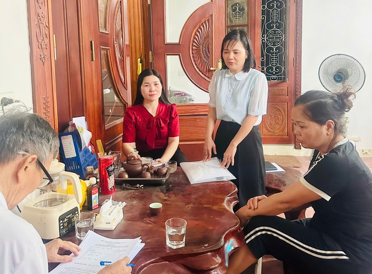 Tổ tuyên truyền, vận động Nhân dân trong công tác giải phóng mặt bằng thực hiện Dự án cải tạo, nâng cấp Quốc lộ 6 đoạn Ba La - Xuân Mai (địa bàn xã Trường Yên cũ) tổ chức hội nghị triển khai nhiệm vụ- Ảnh 13.