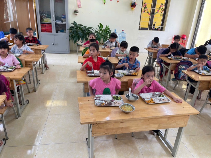 Ban Văn hóa – Xã hội HĐND xã Hòa Lạc giám sát công tác bảo đảm an toàn thực phẩm bán trú tại Trường Tiểu học Tiến Xuân B- Ảnh 4.