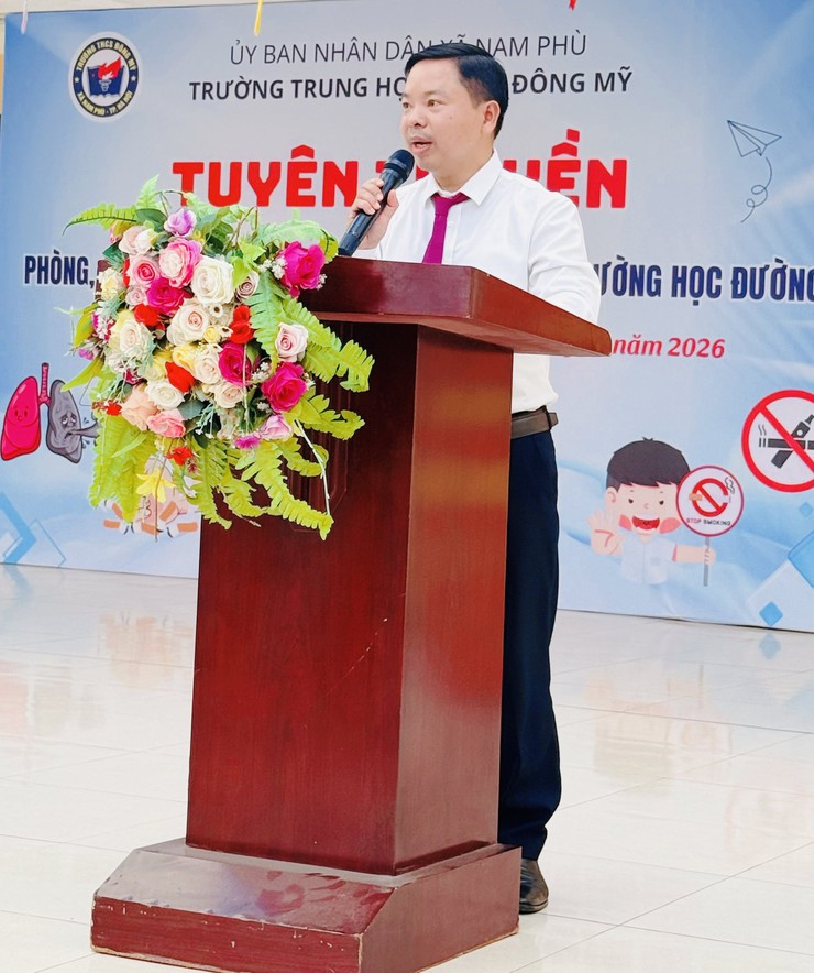 THCS ĐÔNG MỸ ĐẨY MẠNH TUYÊN TRUYỀN PHÒNG, CHỐNG TÁC HẠI CỦA THUỐC LÁ TRONG HỌC ĐƯỜNG- Ảnh 3.