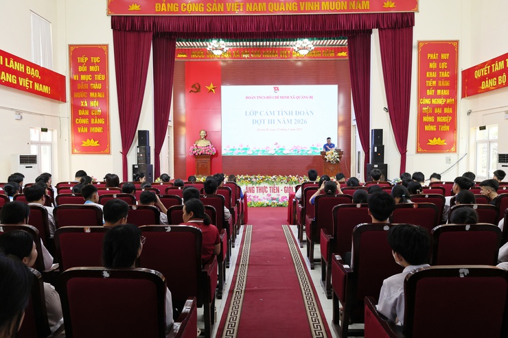 Đoàn thanh niên xã Quảng Bị tổ chức lớp Bồi dưỡng nhận thức về Đoàn TNCS Hồ Chí Minh cho 160 đội viên ưu tú- Ảnh 1.