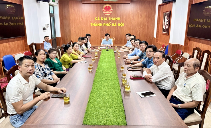 Đại biểu Quốc hội thành phố Hà Nội tiếp xúc cử tri đơn vị bầu cử số 7- Ảnh 2.