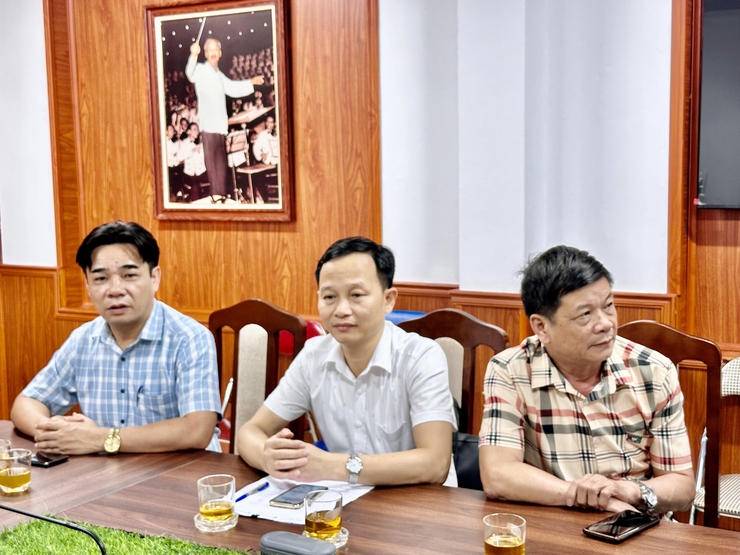Đại biểu Quốc hội thành phố Hà Nội tiếp xúc cử tri đơn vị bầu cử số 7- Ảnh 5.