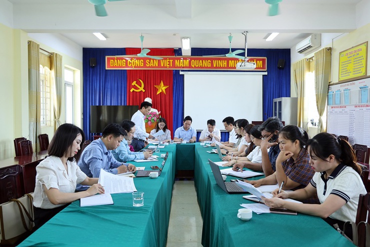 Ban Văn hóa – Xã hội HĐND xã Xuân Mai tổ chức hội nghị giám sát công tác chuyển đổi số tại Trường THCS Thủy Xuân Tiên- Ảnh 1.
