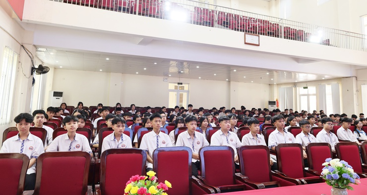Đoàn thanh niên xã Quảng Bị tổ chức lớp Bồi dưỡng nhận thức về Đoàn TNCS Hồ Chí Minh cho 160 đội viên ưu tú- Ảnh 4.