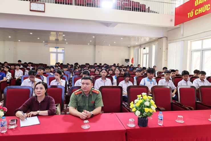 Đoàn thanh niên xã Quảng Bị tổ chức lớp Bồi dưỡng nhận thức về Đoàn TNCS Hồ Chí Minh cho 160 đội viên ưu tú- Ảnh 2.