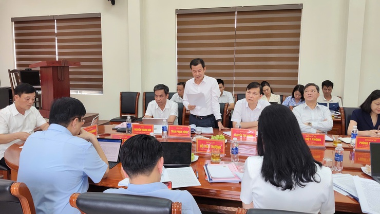 Đoàn giám sát số 09 Thành ủy làm việc tại xã Đoài Phương- Ảnh 1.