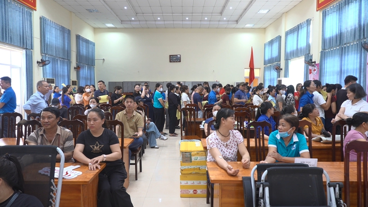 Hòa Xá hơn 300 người người tham gia hiến máu tình nguyện- Ảnh 8.