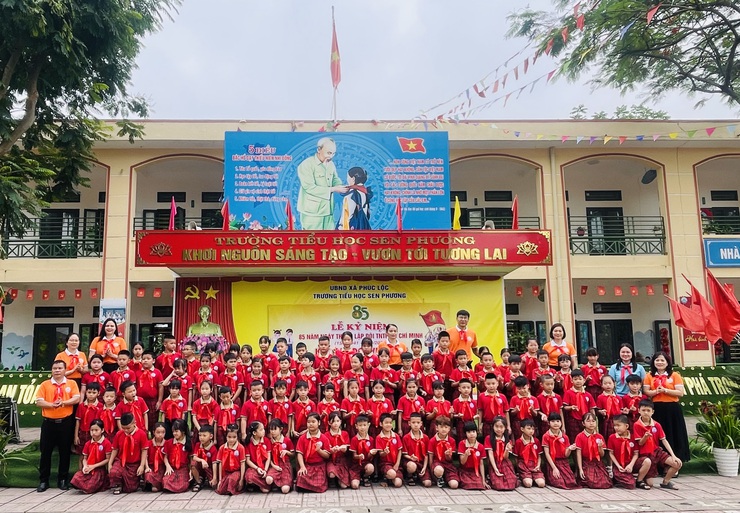 Khí thế tháng Năm tại Phúc Lộc: Hướng về kỷ niệm 136 năm ngày sinh Chủ tịch Hồ Chí Minh- Ảnh 9.