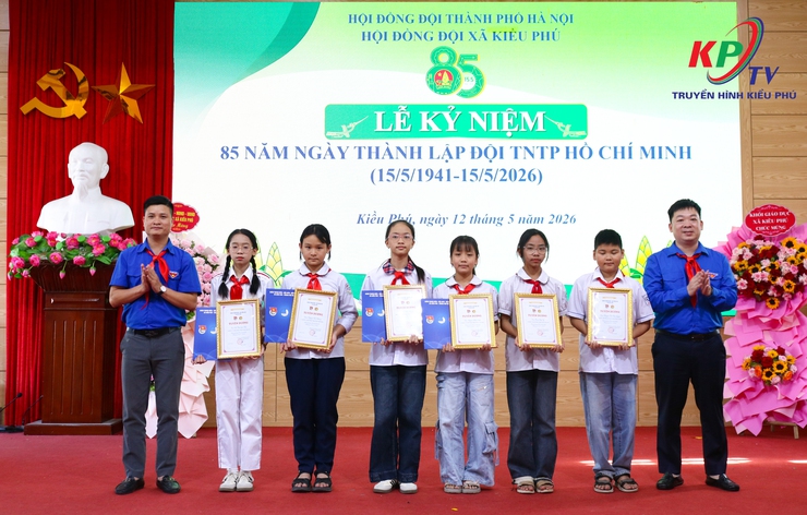 Hội đồng đội xã Kiều Phú tổ chức Lễ mít tinh kỷ niệm 85 năm ngày thành lập Đội TNTP Hồ Chí Minh (15/5/1941 – 15/5/2026)- Ảnh 13.