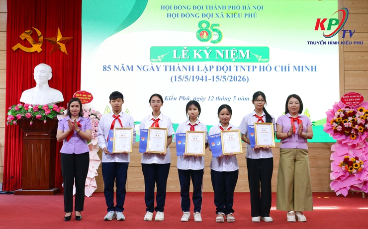Hội đồng đội xã Kiều Phú tổ chức Lễ mít tinh kỷ niệm 85 năm ngày thành lập Đội TNTP Hồ Chí Minh (15/5/1941 – 15/5/2026)- Ảnh 12.
