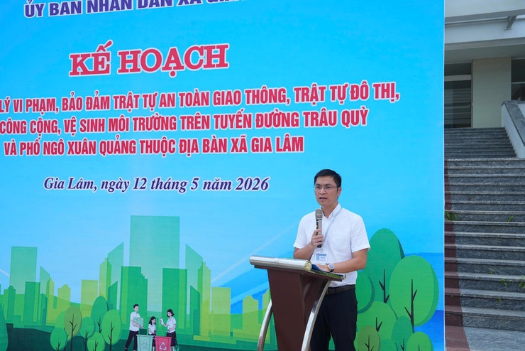 Gia Lâm ra quân lập lại trật tự đô thị trên các tuyến đường trọng điểm- Ảnh 1.