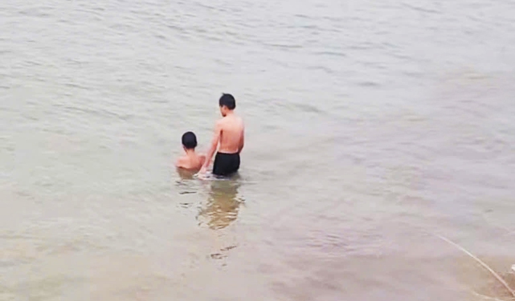 TUYÊN TRUYỀN PHÒNG, CHỐNG ĐUỐI NƯỚC TRẺ EM TRONG DỊP HÈ- Ảnh 1.