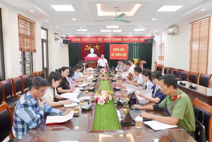Ban Chỉ đạo Thi và tuyển sinh xã Thiên Lộc tổ chức hội nghị triển khai các văn bản chỉ đạo và hướng dẫn công tác thi tuyển sinh năm 2026- Ảnh 1.