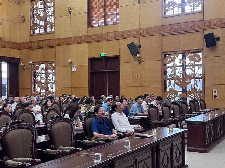 Ủy ban MTTQ Việt Nam phường Tây Hồ tổ chức Hội nghị tuyên truyền, quán triệt Nghị quyết số 02-NQ/TW của Bộ Chính trị về phát triển Thủ đô Hà Nội trong kỷ nguyên mới- Ảnh 2.