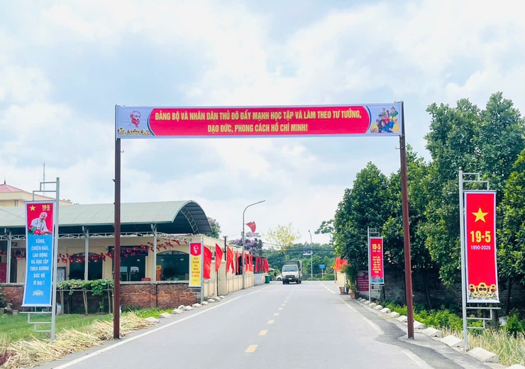 Khí thế tháng Năm tại Phúc Lộc: Hướng về kỷ niệm 136 năm ngày sinh Chủ tịch Hồ Chí Minh- Ảnh 6.