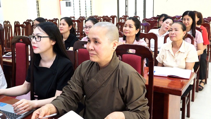 XÃ DÂN HOÀ THAM DỰ HỘI NGHỊ BỒI DƯỠNG KIẾN THỨC, KỸ NĂNG HOẠT ĐỘNG CỦA ĐẠI BIỂU HĐND CÁC CẤP THÀNH PHỐ HÀ NỘI NĂM 2026- Ảnh 4.