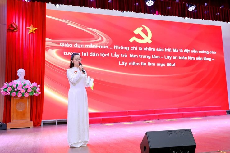Phát huy vai trò "cầu nối" của đội ngũ tuyên truyền viên cơ sở- Ảnh 26.