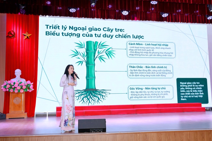 Phát huy vai trò "cầu nối" của đội ngũ tuyên truyền viên cơ sở- Ảnh 30.
