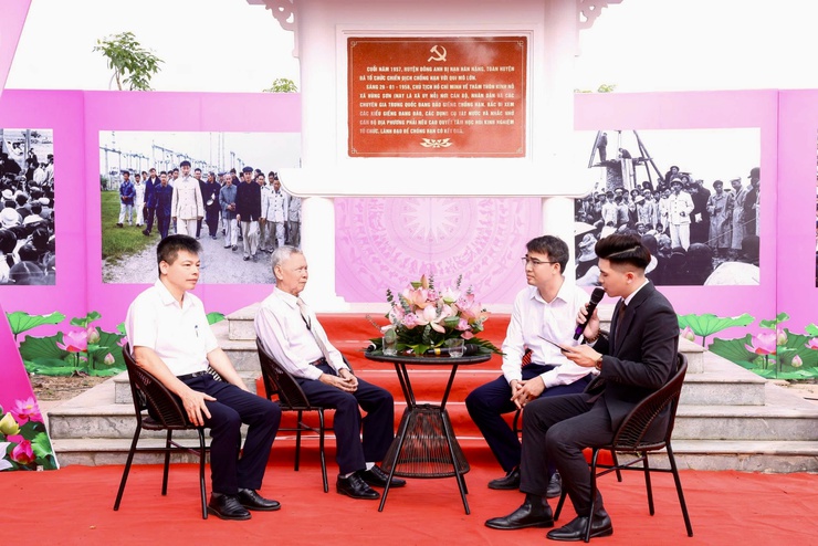 Thư Lâm tổ chức Chương trình chuyên đề học tập và làm theo tư tưởng, đạo đức, phong cách Hồ Chí Minh tại Bia tưởng niệm Bác Hồ về thăm thôn Kính Nỗ- Ảnh 5.