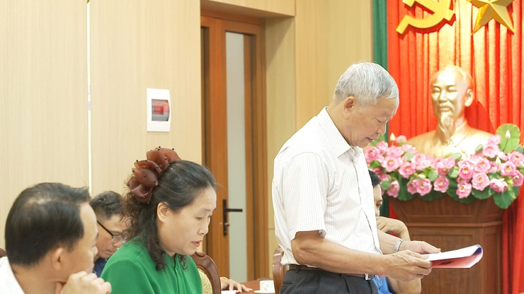 Đoàn kiểm tra số 02 của Đảng ủy xã Thư Lâm kiểm tra việc triển khai thực hiện Nghị quyết Đại hội Đảng các cấp tại các chi bộ trực thuộc- Ảnh 4.