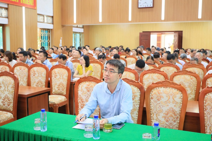 UBND xã Thư Lâm tổ chức hội nghị tuyên truyền, phổ biến, tập huấn Luật Thủ đô năm 2026 và các văn bản thi hành- Ảnh 2.