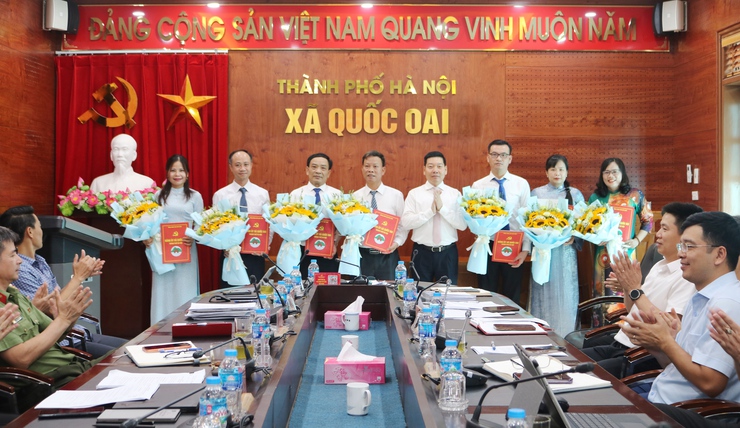 Quốc Oai tổ chức Hội nghị Ban Chấp hành Đảng bộ xã lần thứ Chín, định hướng nhiều nhiệm vụ chiến lược giai đoạn 2026-2030- Ảnh 2.