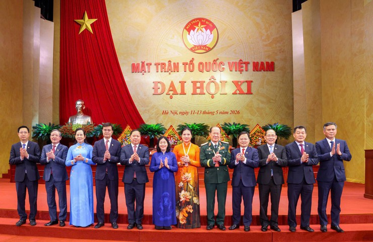 Đồng chí Bùi Thị Minh Hoài tiếp tục được hiệp thương cử giữ chức Chủ tịch Uỷ ban Trung ương MTTQ Việt Nam khóa XI- Ảnh 1.