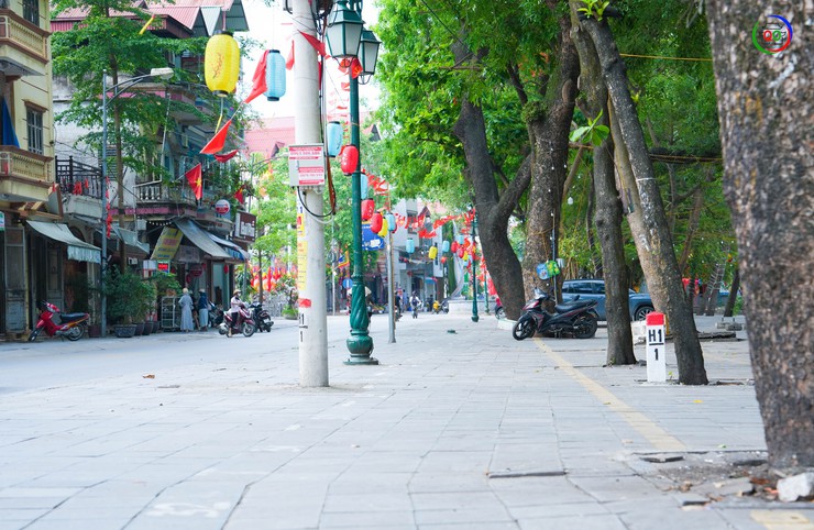QUỐC OAI KIÊN QUYẾT LẬP LẠI TRẬT TỰ ĐÔ THỊ KHU VỰC HỒ LONG TRÌ – CHÙA THẦY- Ảnh 6.