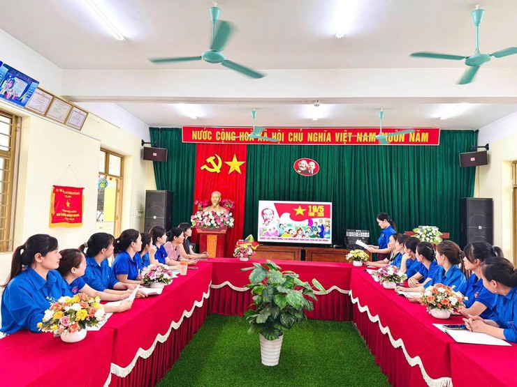 Rực rỡ sắc màu tháng 5: Sôi nổi chuỗi hoạt động kỷ niệm 85 năm ngày thành lập đội và 136 năm ngày sinh Bác Hồ kính yêu- Ảnh 4.