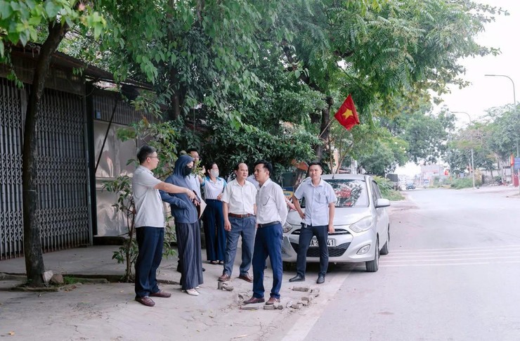 Ban Kinh tế - Ngân sách HĐND xã Ứng Thiên khảo sát tiến độ thực hiện 2 dự án trọng điểm trên địa bàn- Ảnh 8.