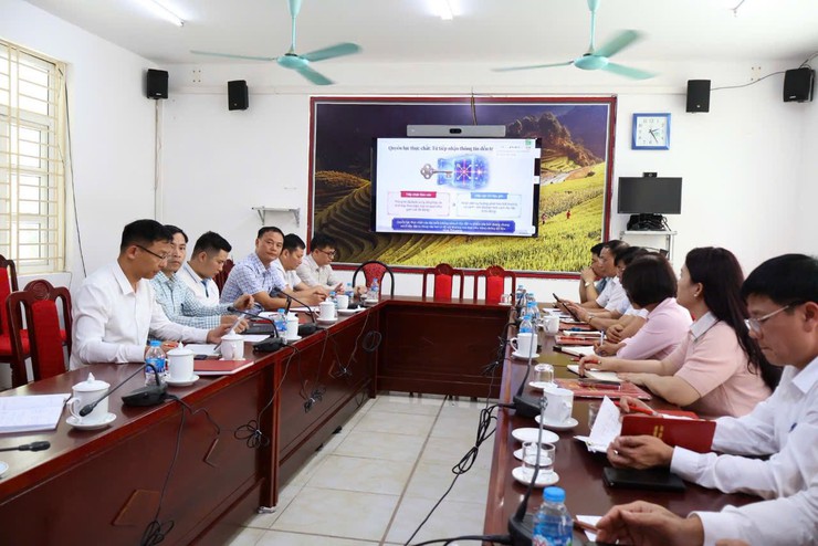HĐND xã Ba Vì tham dự Hội nghị bồi dưỡng kiến thức, kỹ năng hoạt động đại biểu HĐND các cấp thành phố Hà Nội năm 2026- Ảnh 1.