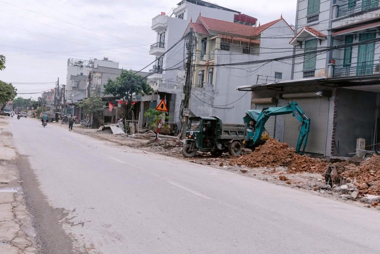 Ban Kinh tế - Ngân sách HĐND xã Ứng Thiên khảo sát tiến độ thực hiện 2 dự án trọng điểm trên địa bàn- Ảnh 7.