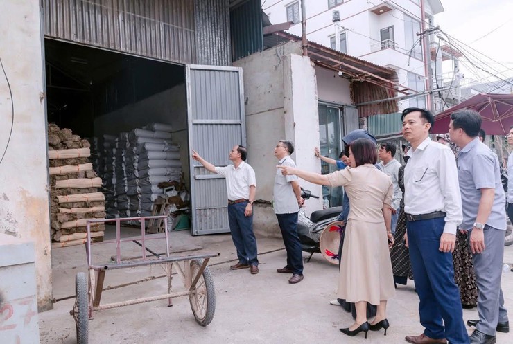 Ban Kinh tế - Ngân sách HĐND xã Ứng Thiên khảo sát tiến độ thực hiện 2 dự án trọng điểm trên địa bàn- Ảnh 6.