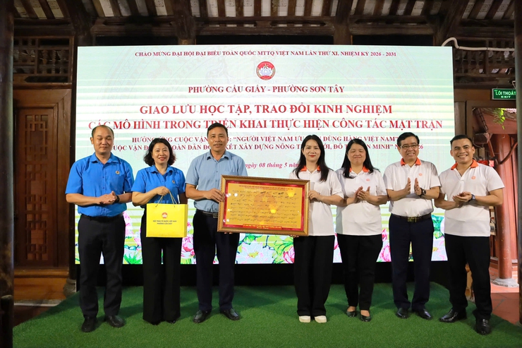 Phường Cầu Giấy tổ chức sinh hoạt chuyên đề chào mừng Đại hội đại biểu toàn quốc MTTQ Việt Nam lần thứ XI- Ảnh 2.