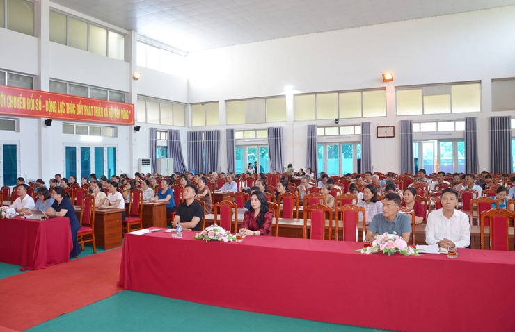 Phường Tùng Thiện tập huấn triển khai Nghị quyết 53, thúc đẩy phát triển nông nghiệp theo hướng hiện đại, bền vững- Ảnh 1.