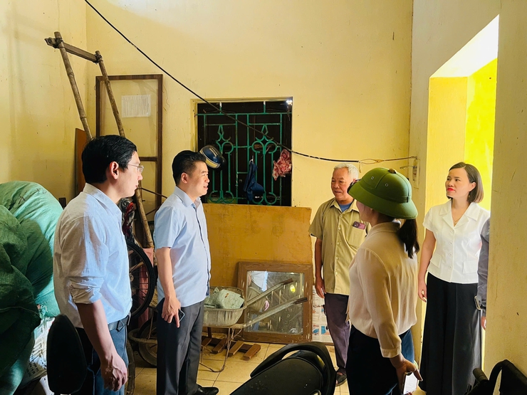 Hát Môn kiểm tra cơ sở vật chất, công trình thuỷ lợi phục vụ công tác phòng chống thiên tai và tìm kiếm cứu nạn năm 2026 trên địa bàn xã.- Ảnh 1.