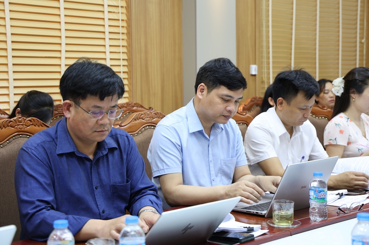 HĐND xã Tam Hưng triển khai nhiệm vụ trọng tâm, chuẩn bị kỳ họp chuyên đề và tọa đàm định hướng nghề nghiệp bền vững- Ảnh 3.