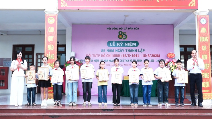 DÂN HÒA KỶ NIỆM 85 NĂM NGÀY THÀNH LẬP ĐỘI TNTP HỒ CHÍ MINH: TỰ HÀO TRUYỀN THỐNG, VỮNG BƯỚC TƯƠNG LAI- Ảnh 3.