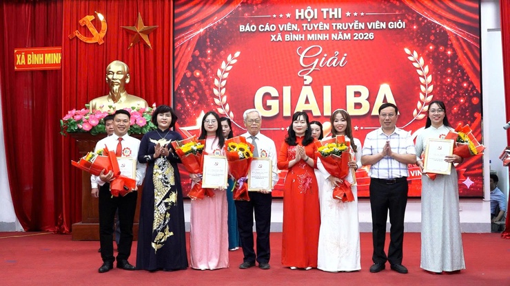 Bình Minh tổ chức Chung khảo Hội thi Báo cáo viên, tuyên truyền viên giỏi năm 2026- Ảnh 7.