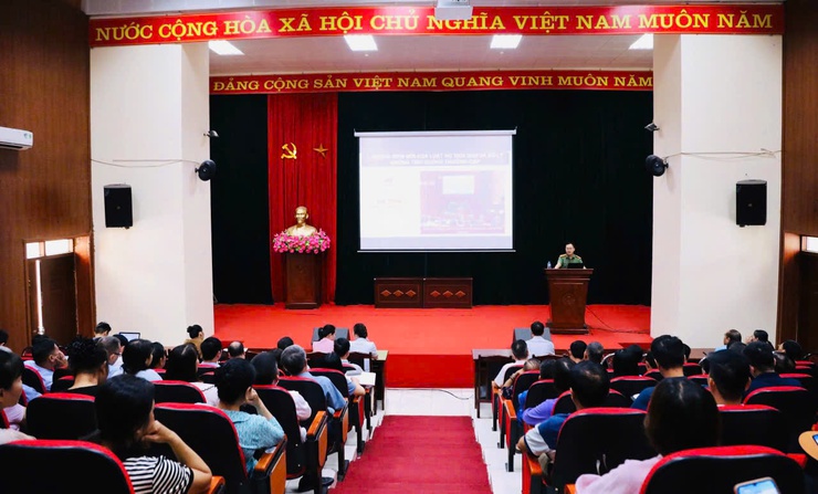 Lớp bồi dưỡng tuyên truyền, phổ biến pháp luật tại xã Quang Minh: Nâng cao kỹ năng xử lý tình huống thực tiễn cho đội ngũ cán bộ cơ sở- Ảnh 2.