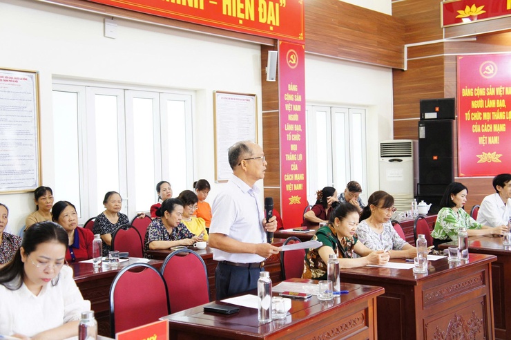Phường Phú Thượng tổ chức Hội nghị lấy ý kiến tham vấn đánh giá tác động môi trường Dự án Công viên công cộng thuộc Dự án đầu tư trục đại lộ cảnh quan sông Hồng- Ảnh 3.