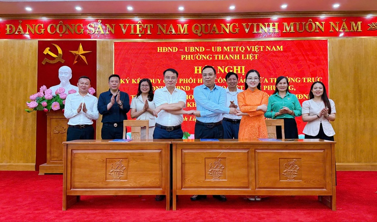 Thường trực HĐND – UBND - Ủy ban MTTQ Việt Nam phường Thanh Liệt ký kết quy chế phối hợp công tác- Ảnh 4.