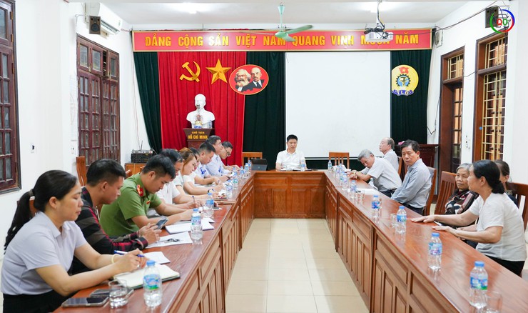 Quốc Oai đối thoại, tháo gỡ khó khăn trong công tác giải phóng mặt bằng dự án DG05.2- Ảnh 1.