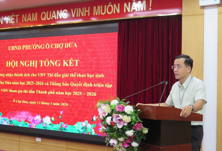 88 vận động viên được trao chứng nhận thành tích thi đấu giải thể thao học sinh phường Ô Chợ Dừa năm học 2025- 2026- Ảnh 3.