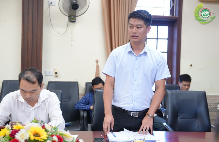 Phú Cát tổ chức hội nghị tháo gỡ vướng mắc trong giải quyết thủ tục hành chính lĩnh vực đất đai- Ảnh 2.