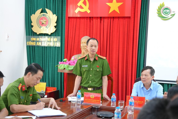 Đảng bộ Công an xã Phú Cát tổ chức hội nghị triển khai kế hoạch tăng cường công tác quản lý đất đai, trật tự xây dựng- Ảnh 2.