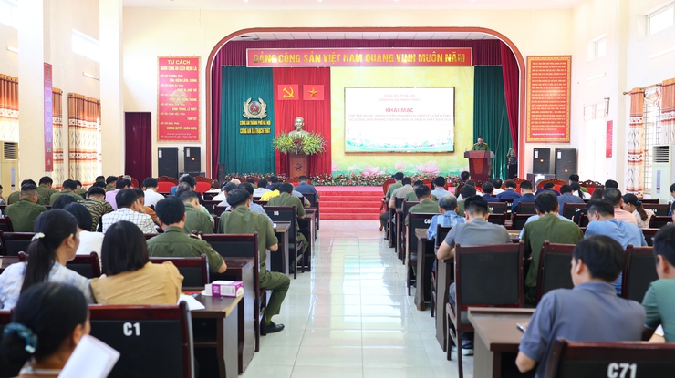 Thạch Thất tổ chức tập huấn nghiệp vụ PCCC&CNCH cho lực lượng dân phòng năm 2026- Ảnh 5.